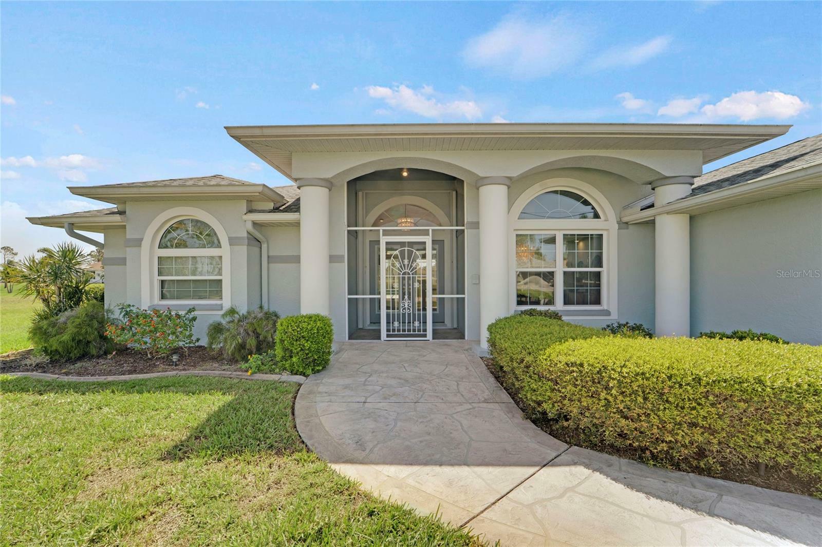 Property Photo: 229 Sportsman Road FL 33947