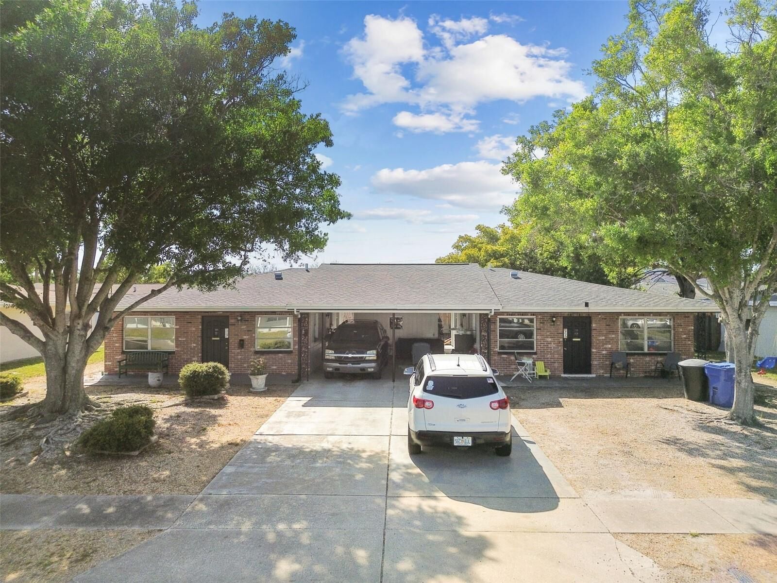 Property Photo: 3724 59th Street N FL 33710