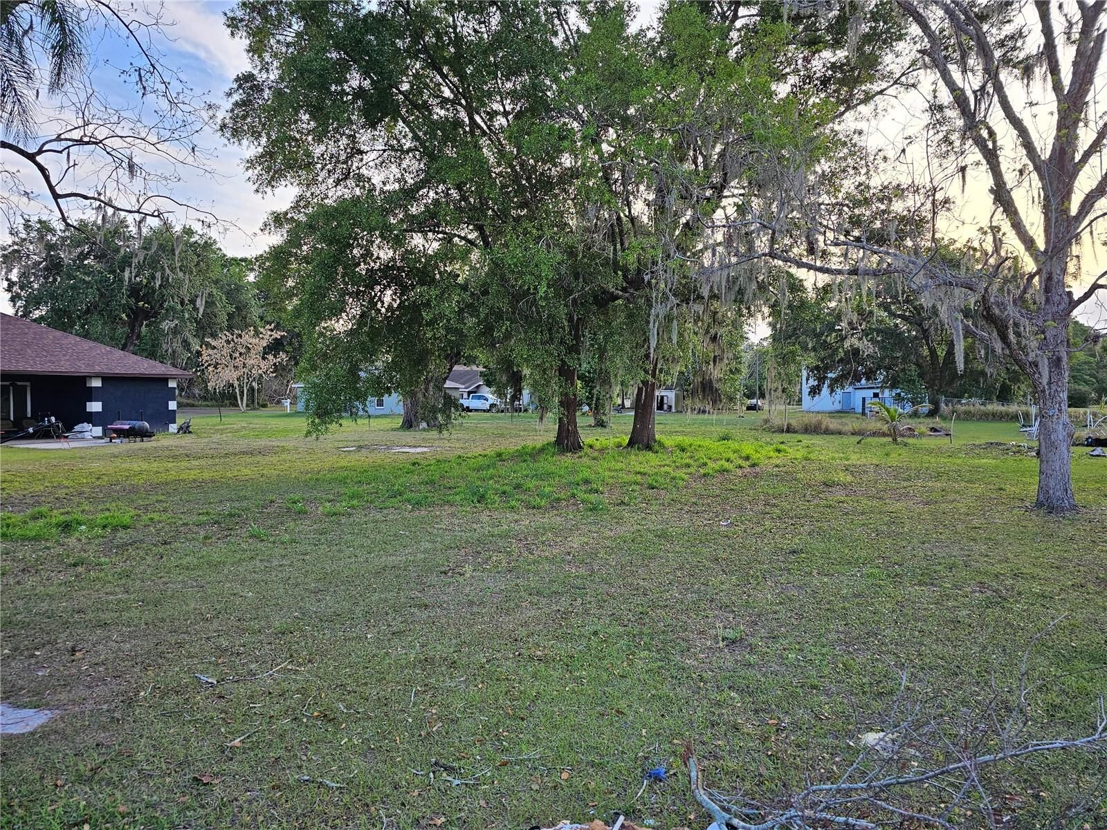 Property Photo:  S Seminole Avenue  FL 33841 