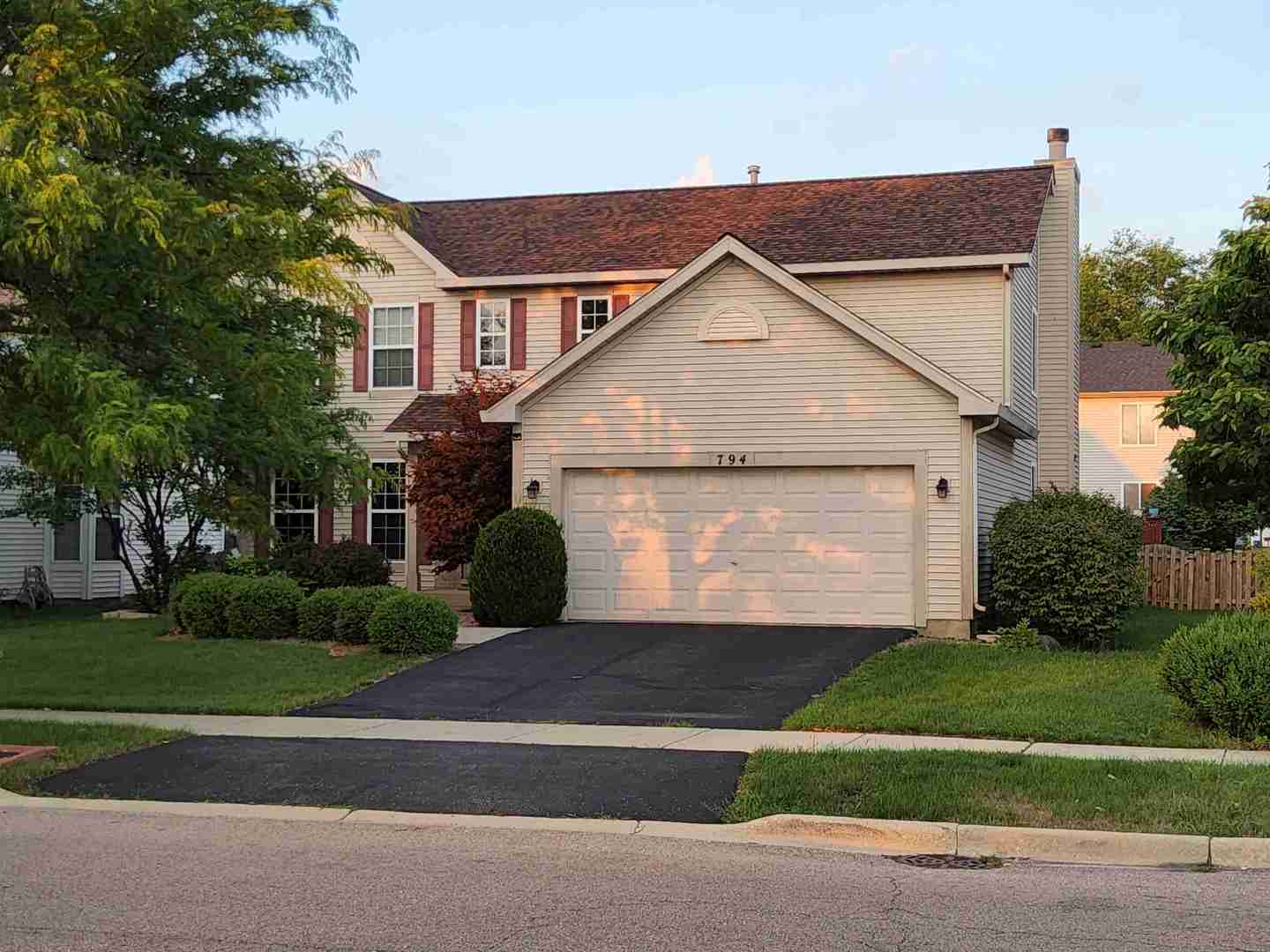Property Photo:  794 Meadowridge Drive  IL 60504 