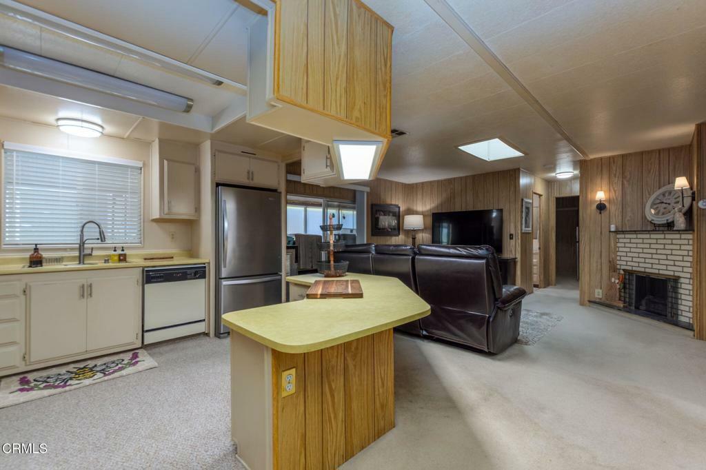 Property Photo: 265 Beckwith Road 34A CA 93060