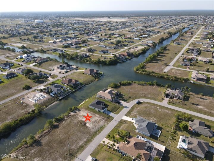 Property Photo:  2124 NW 6th Place  FL 33993 