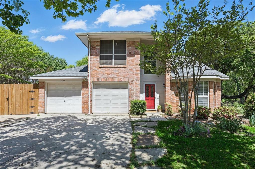 Property Photo: 309 Georgian Oak Court TX 75065