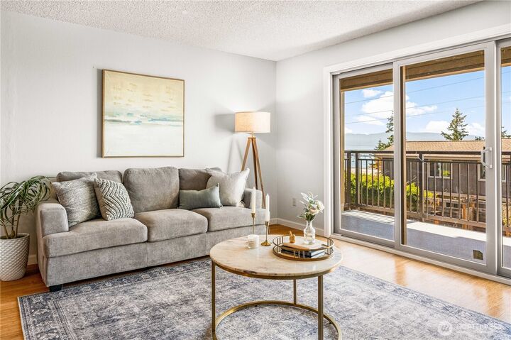 Property Photo: 700 11th Street C4 WA 98225