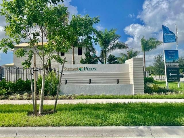 Property Photo: 238 SW 159th Ct FL 33027