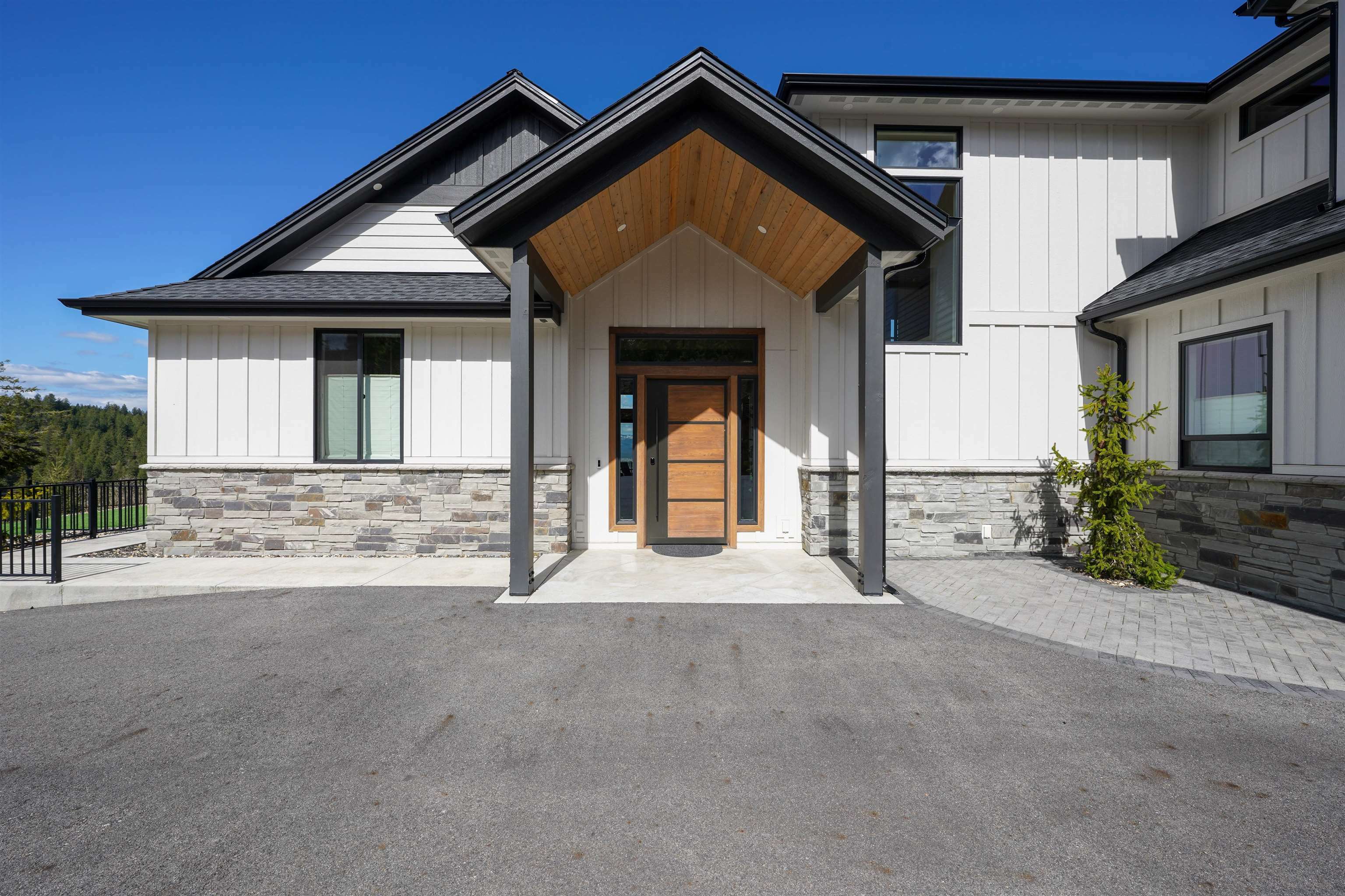 Property Photo: 12548 W Vatland Dr ID 83854