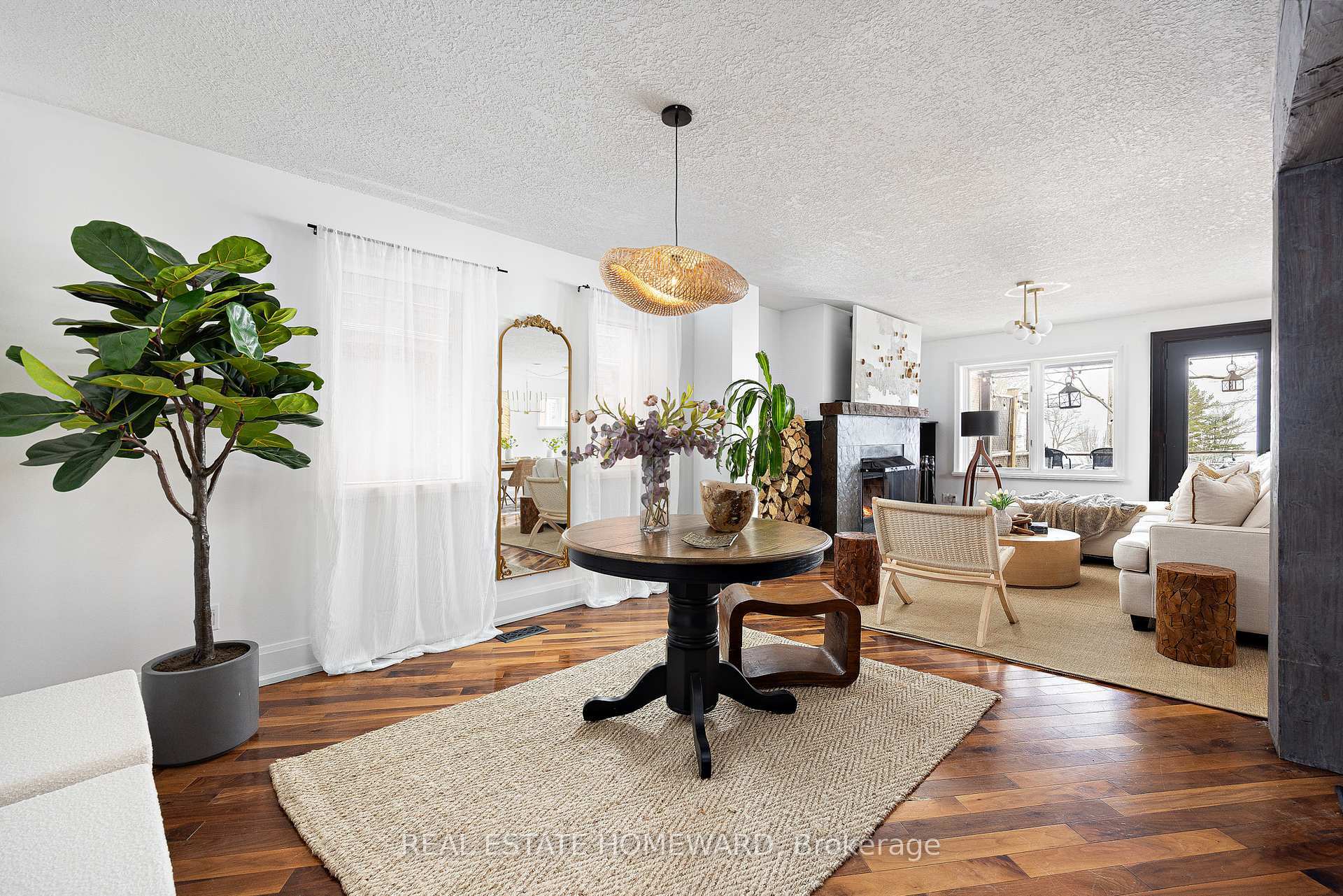 Property Photo: 2 Park Avenue ON M4E 1B6