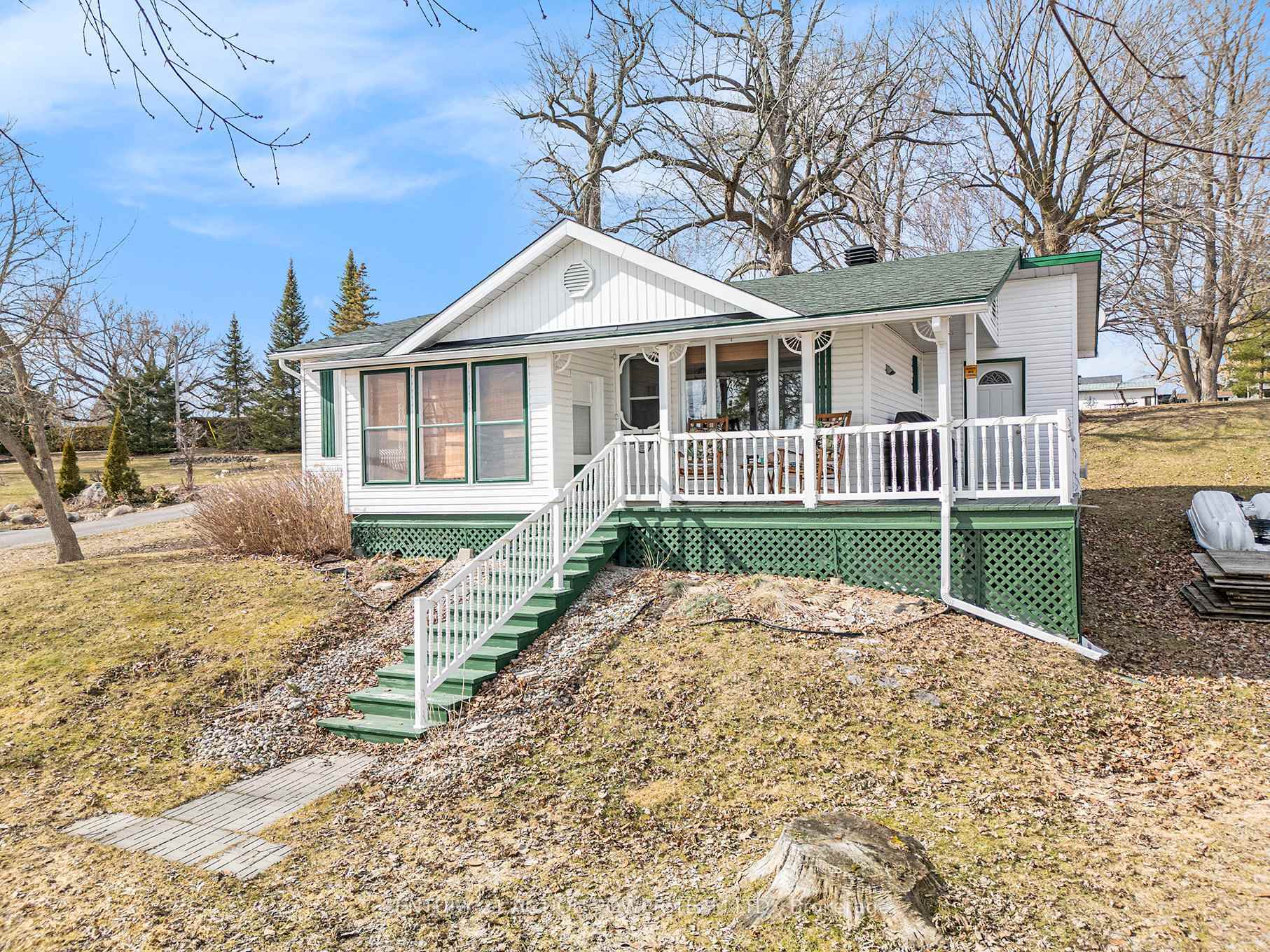 Photo de la propriété: 2839 Domaine Chartrand Street E ON K0B 1J0
