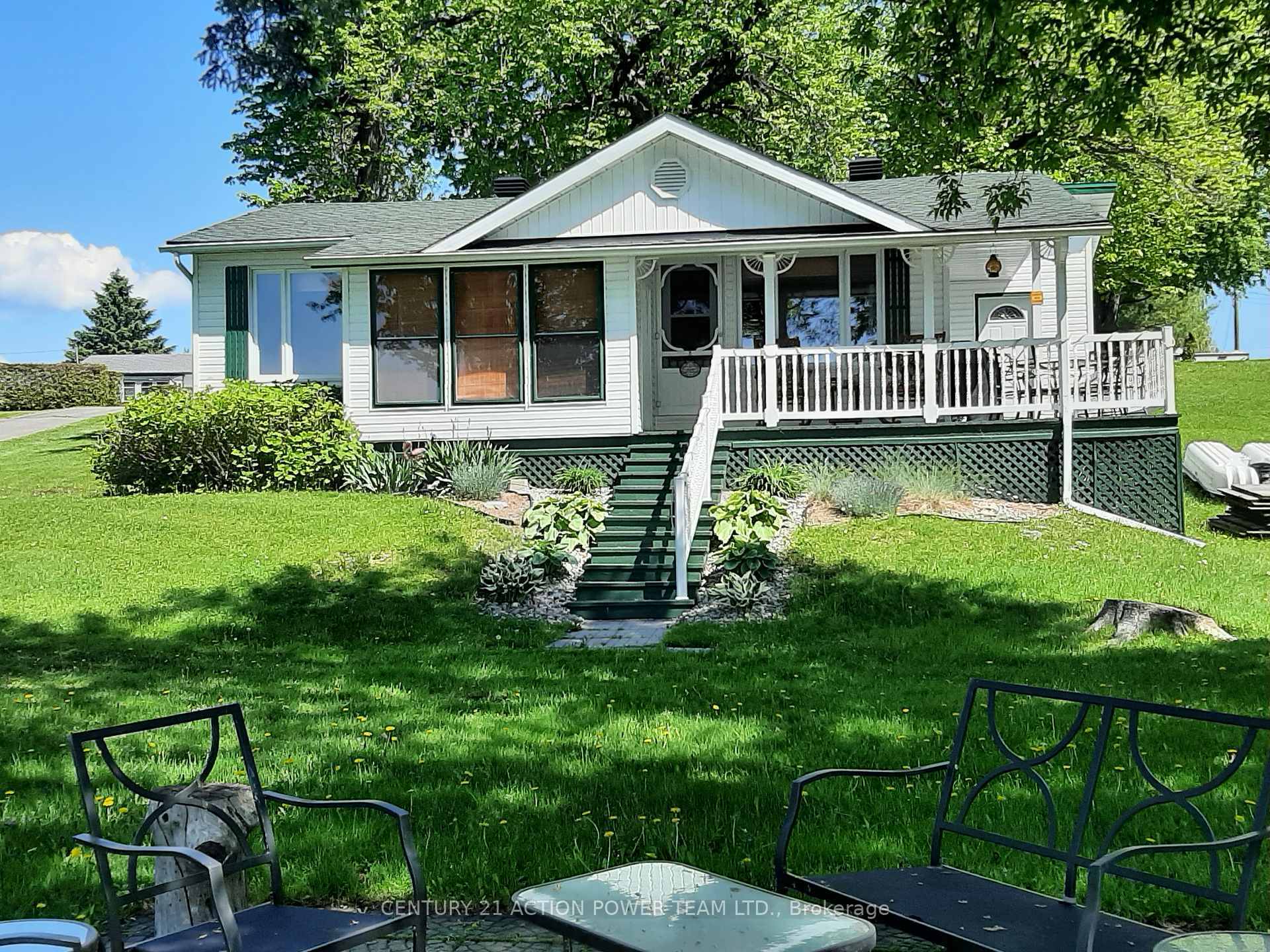 2839 Domaine Chartrand Street E  Champlain ON K0B 1J0 photo