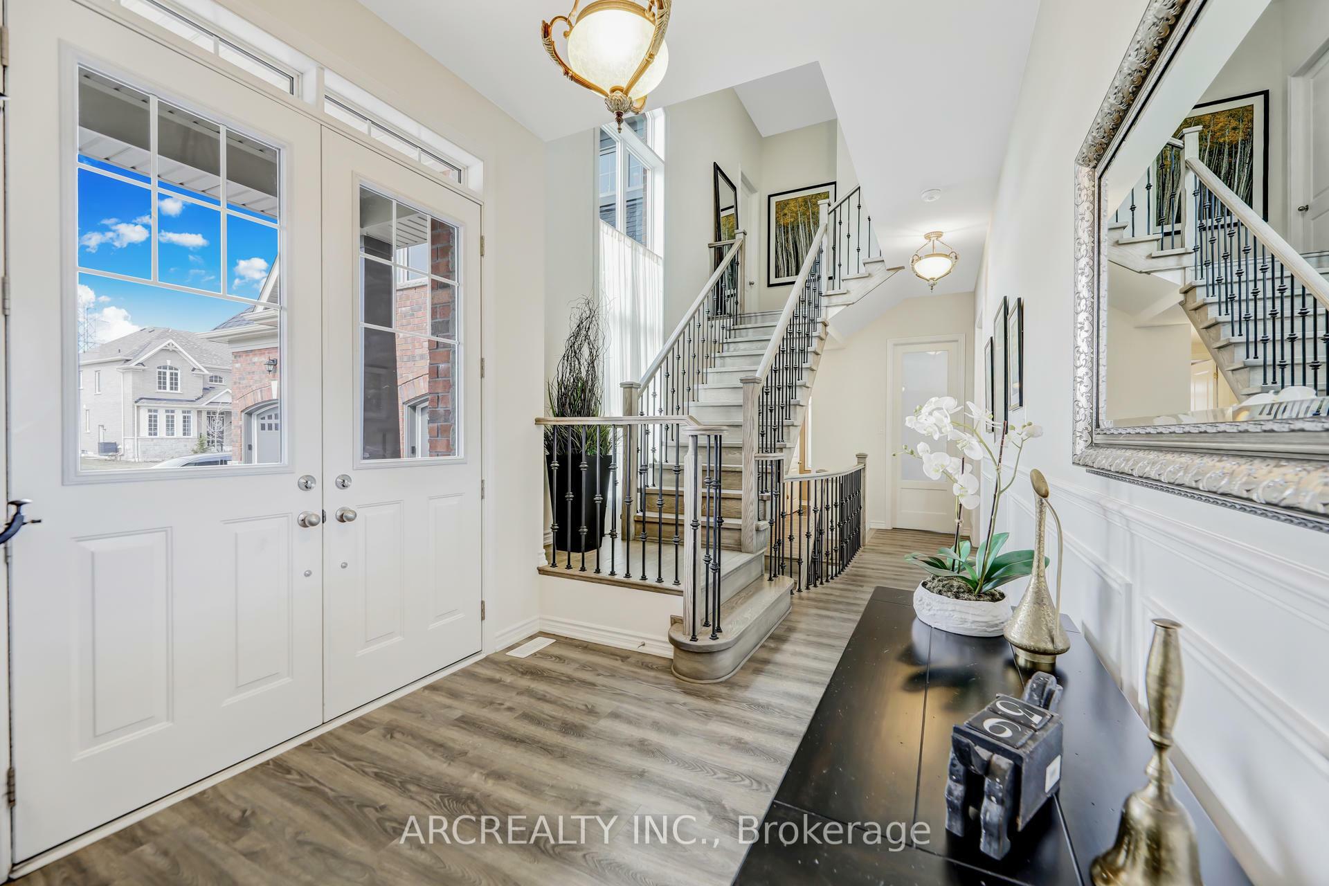 Property Photo: 25 Thompson Way ON L9X 2A5