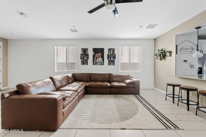 Property Photo:  377 W Pinnacle Ridge Drive  AZ 85140 