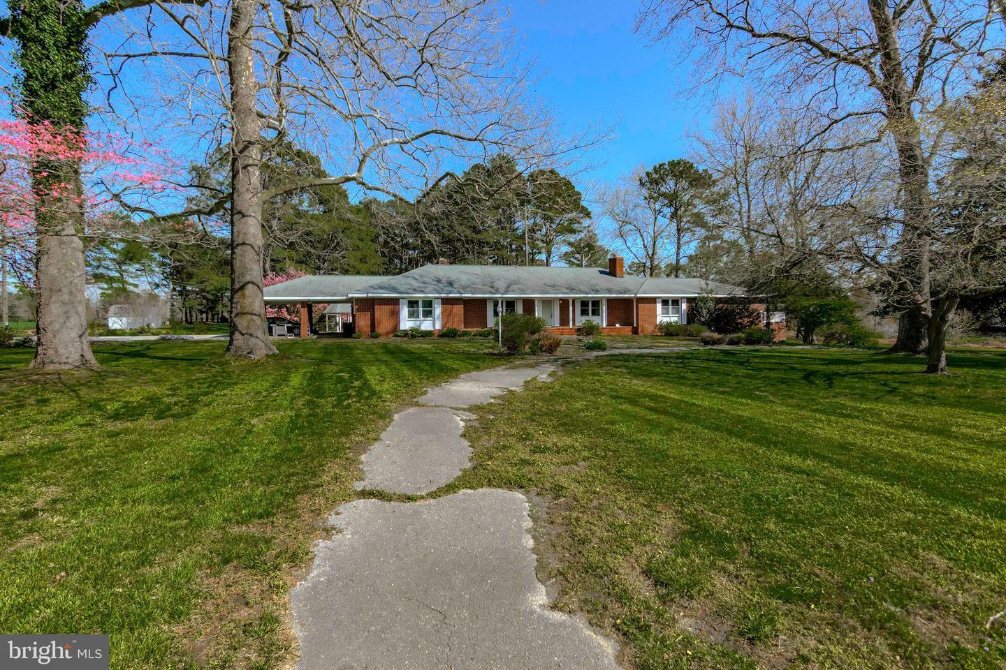 Property Photo: 11009 Stewart Neck Road MD 21853