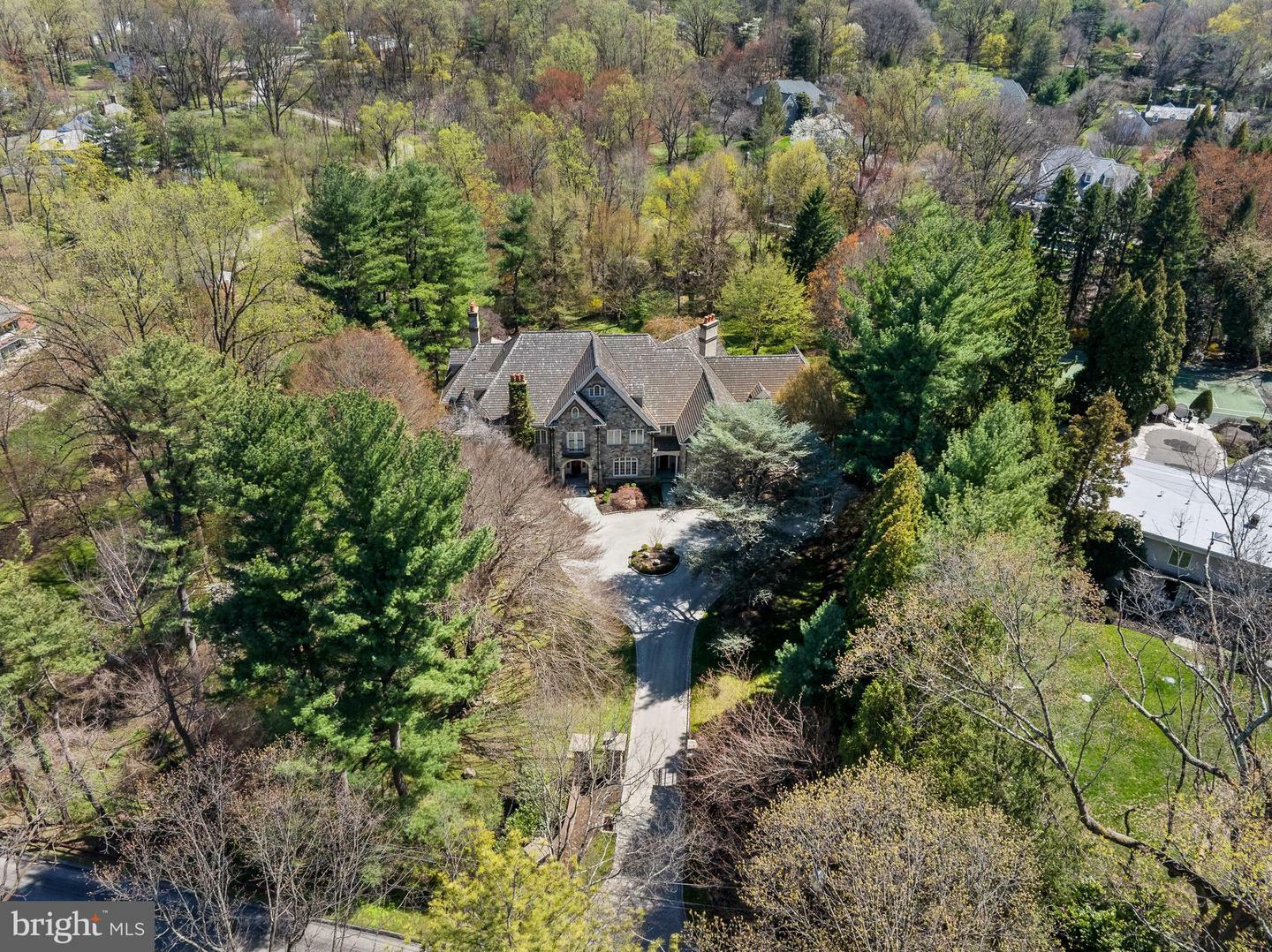 Property Photo: 1045 Waverly Road PA 19035