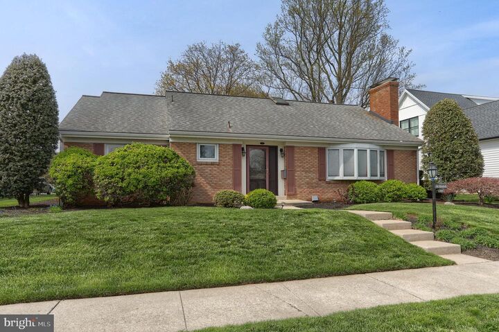 319 Cedar Avenue  Hershey PA 17033 photo
