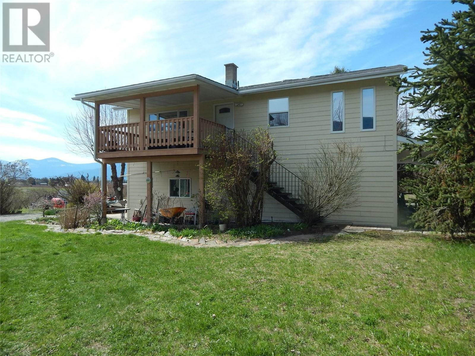 Property Photo: 2813 3 Highway BC V0B 1G1