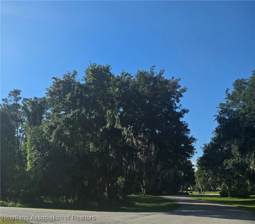Property Photo: 3 Mallard Drive FL 33852