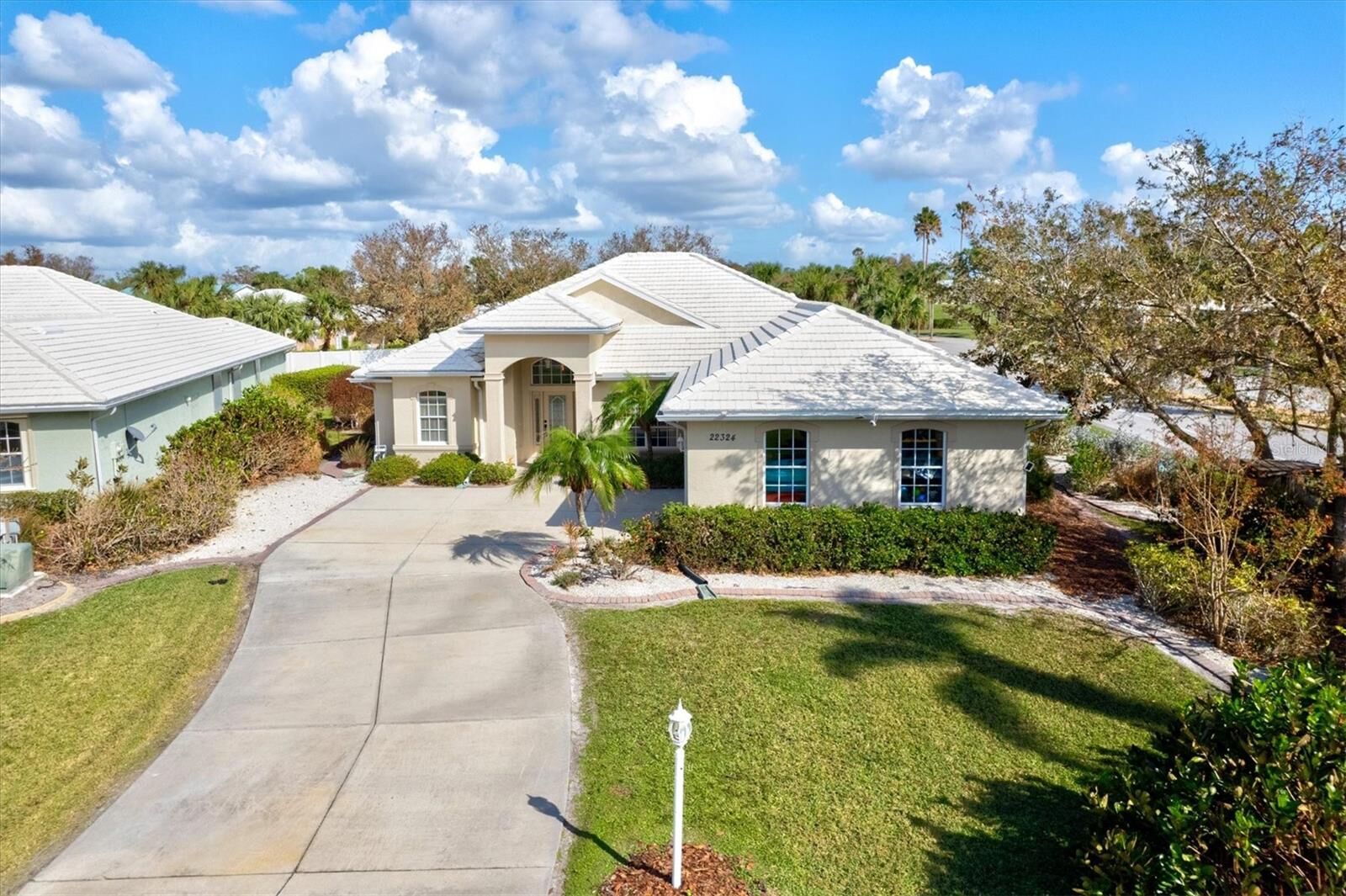 Property Photo:  22324 Wexford Boulevard  FL 34293 
