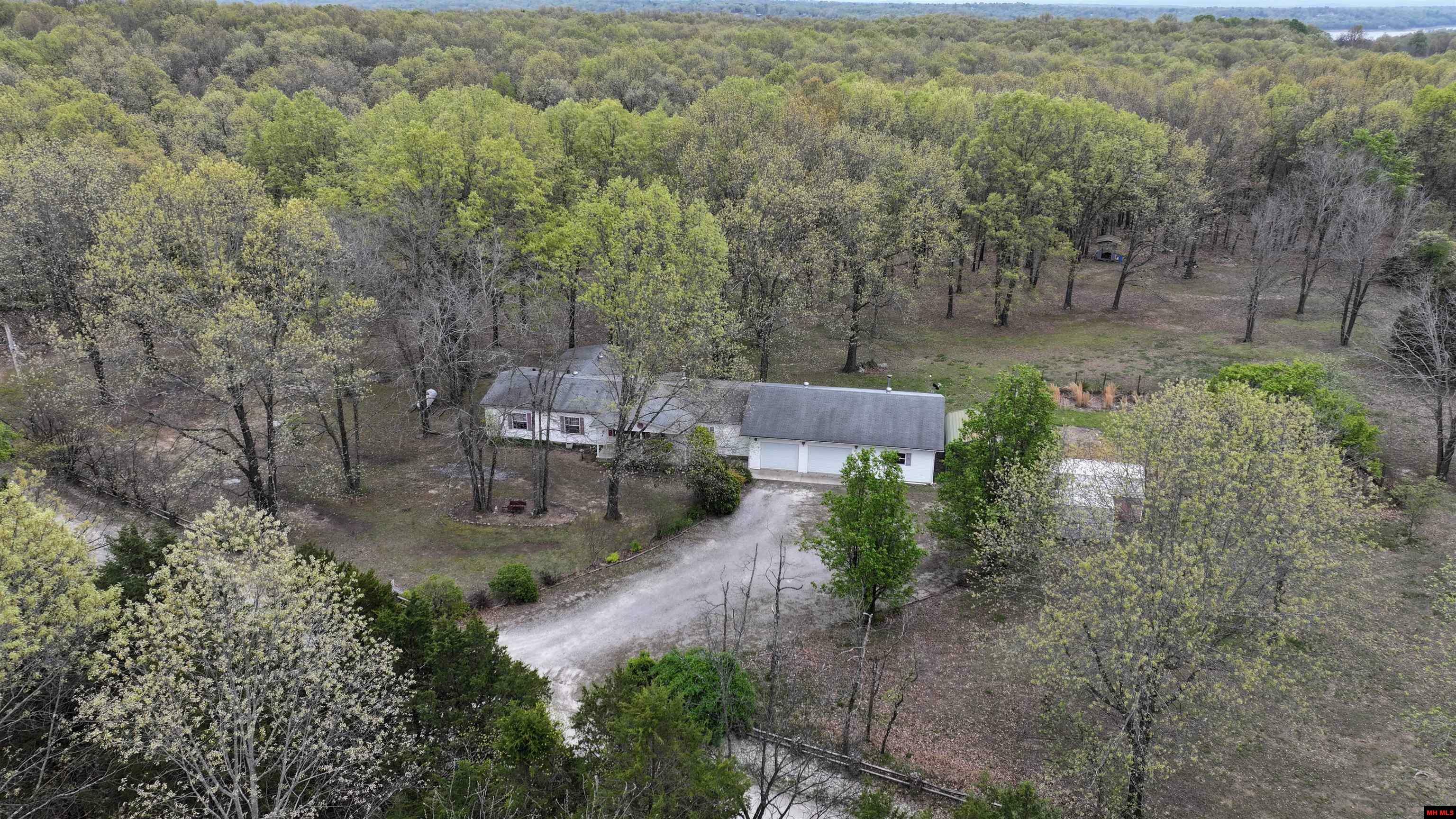 Property Photo: 222 Sky Ridge Road AR 72653