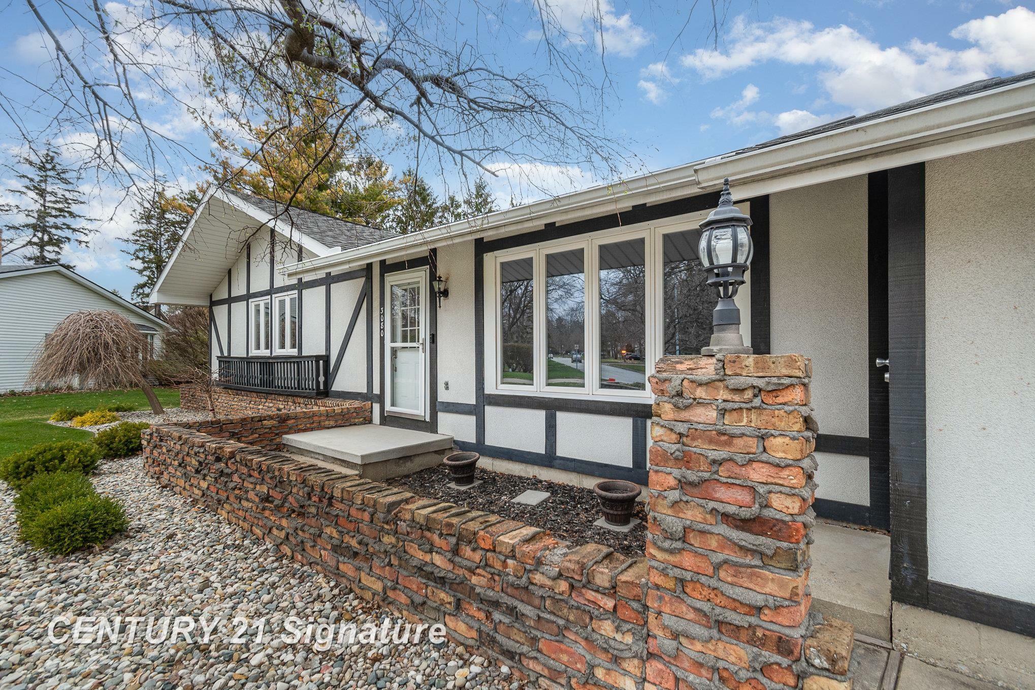 Property Photo: 3080 Badger Place MI 48603