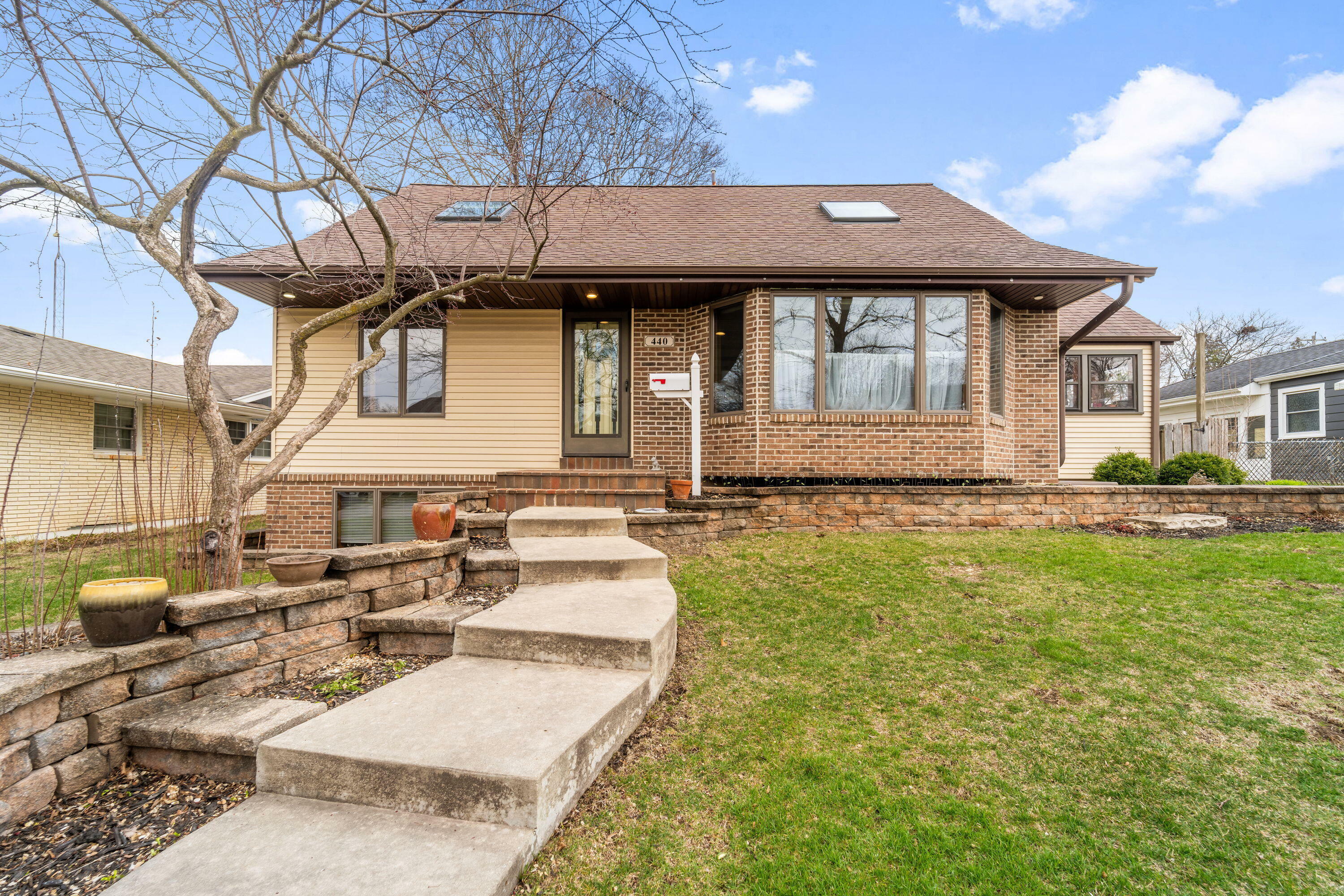 Property Photo: 440 Edward St WI 53105