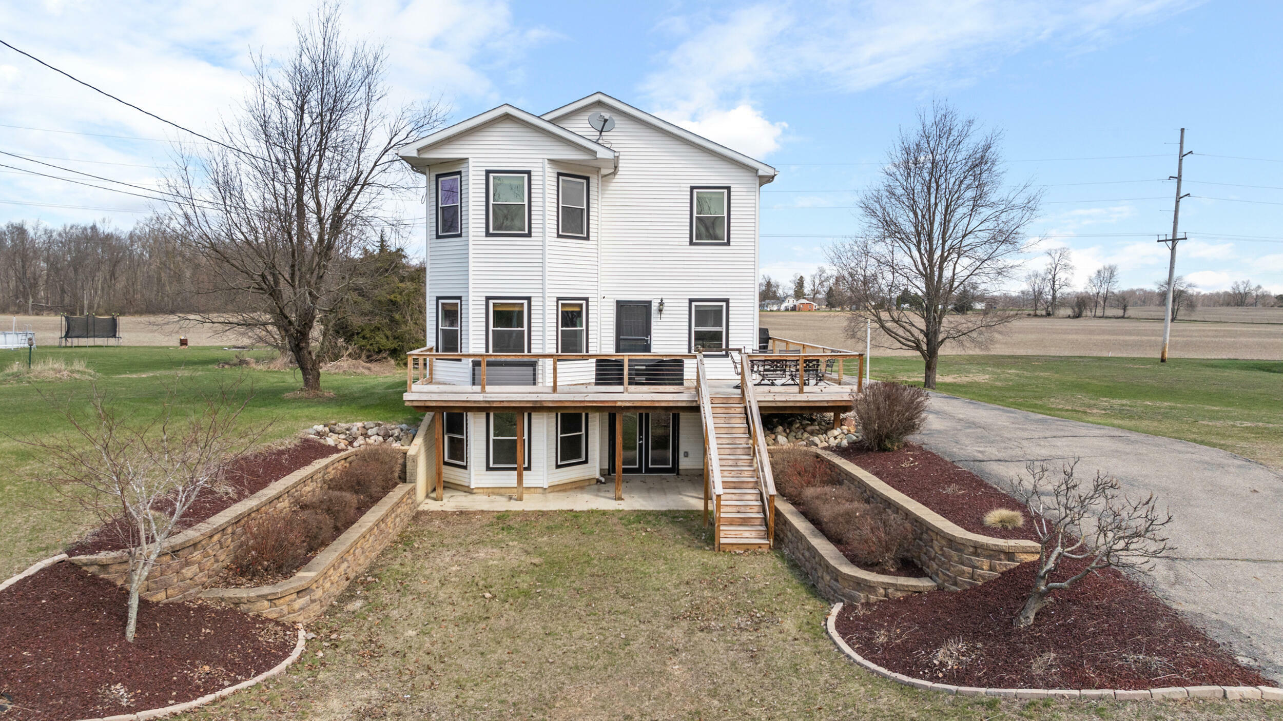 14204 Northmoor Drive  Cement City MI 49233 photo
