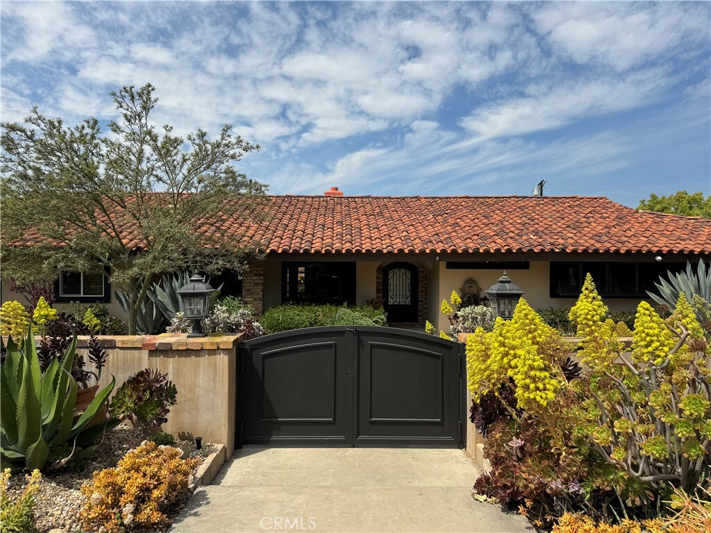 Property Photo: 9911 Briley Way CA 92861