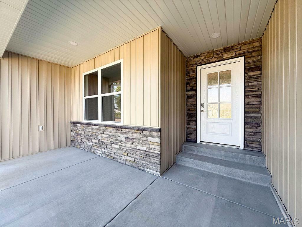 Property Photo: 201 Ariel Court MO 63601