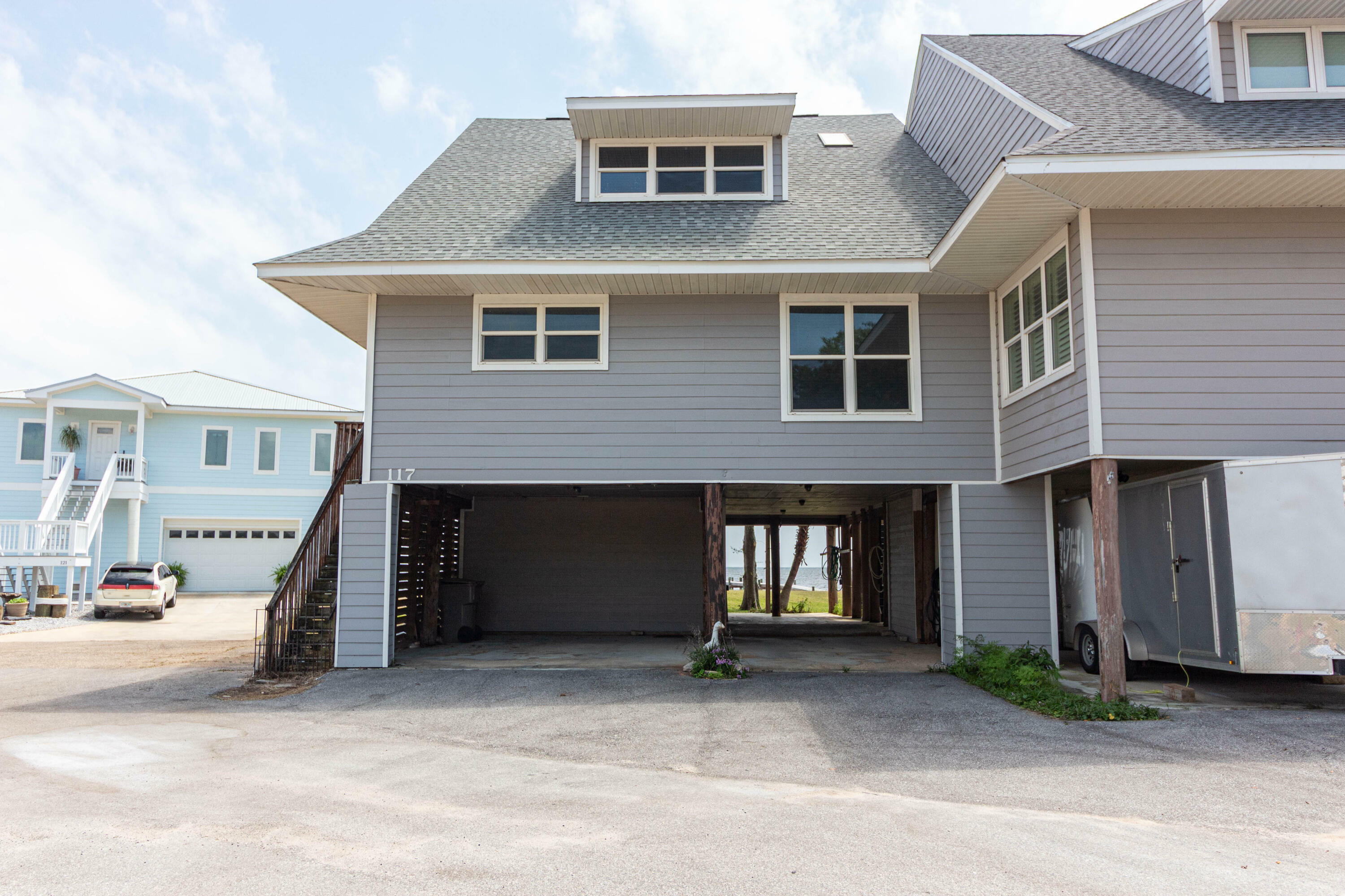 Property Photo: 117 Bayshore Drive FL 32507