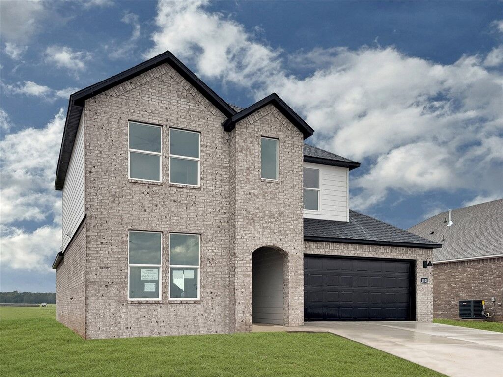 Property Photo: 1020 Shine Place AR 72713