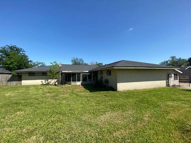 Property Photo: 2200 Barbe Ct LA 70601