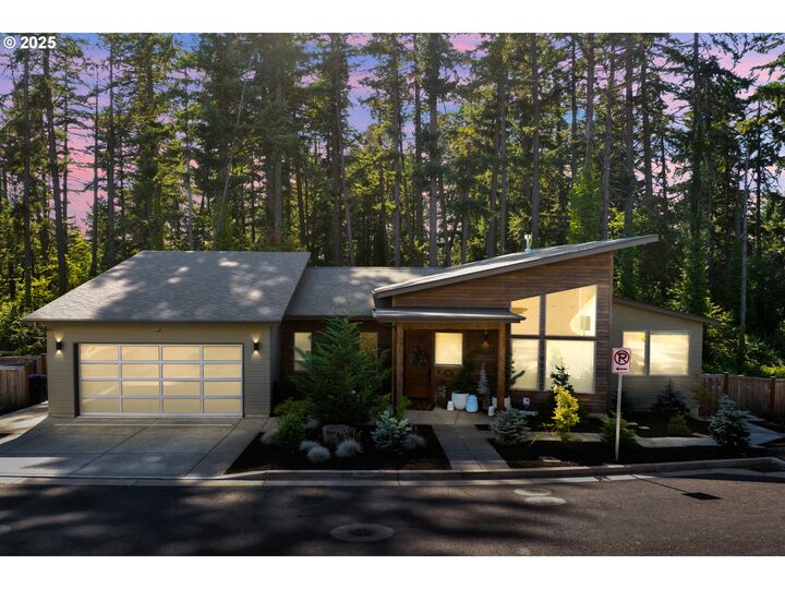2037 Golfview Ct  Eugene OR 97403 photo