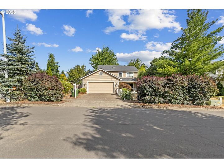 Property Photo: 3110 N Princeton St OR 97132