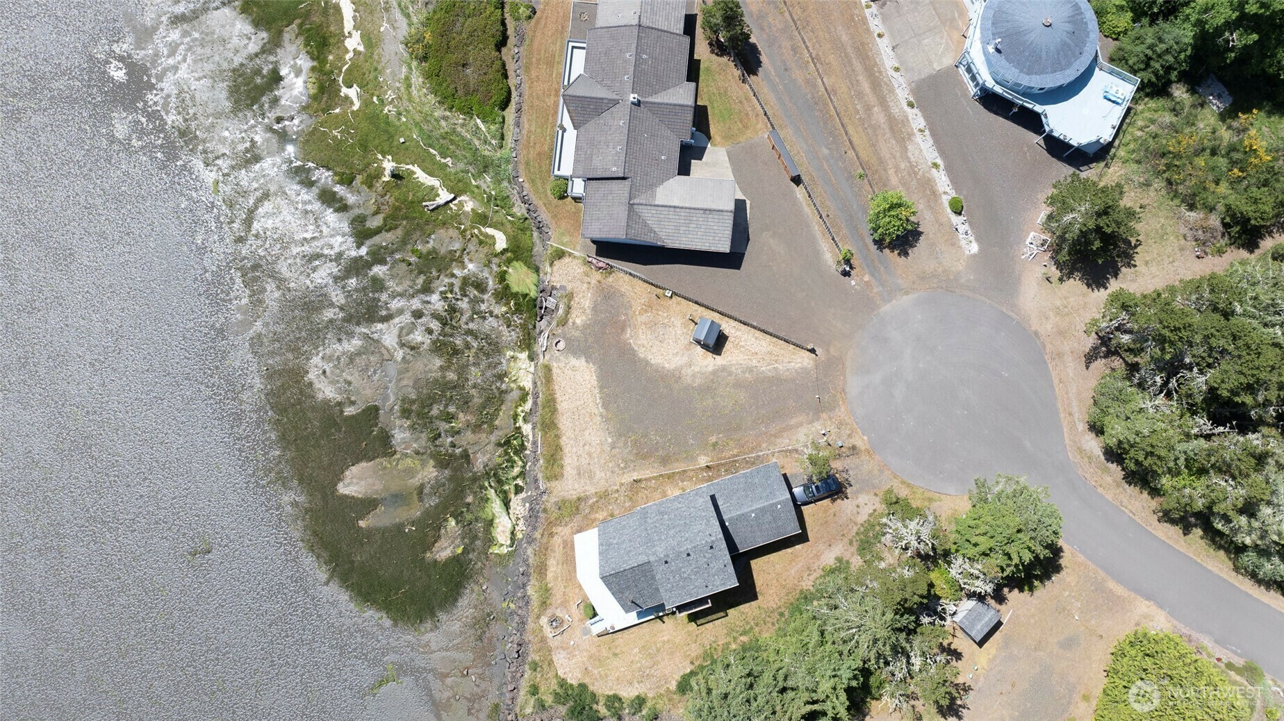 Property Photo: 742 Peninsula Court SE WA 98569