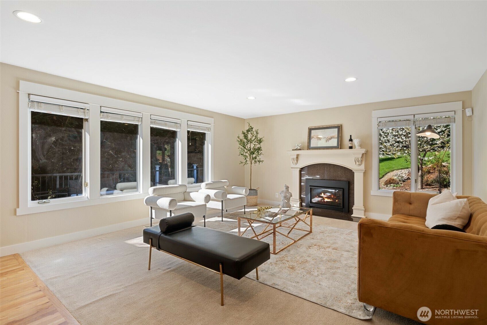 Property Photo: 413 213th Place SE WA 98074
