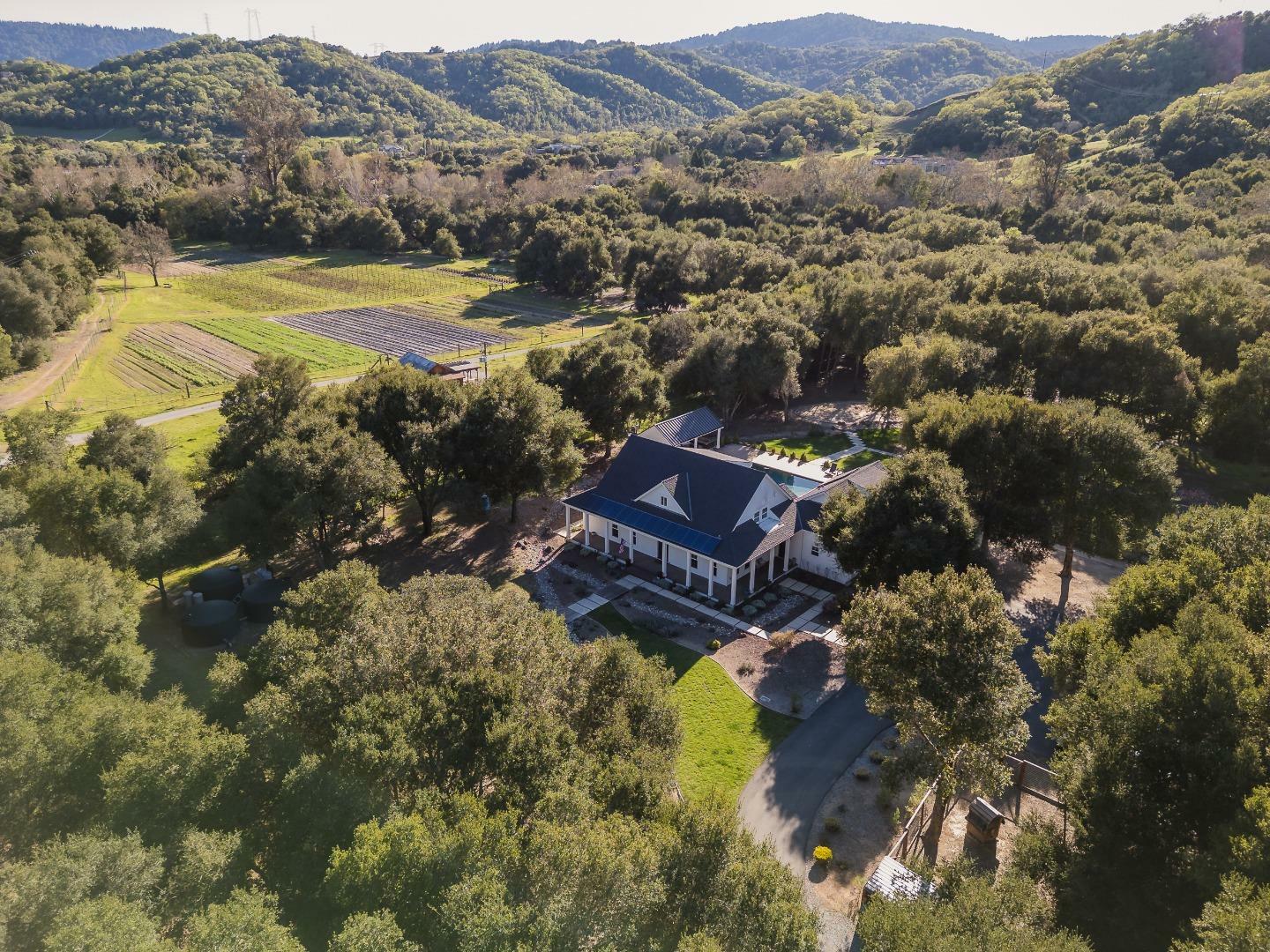 10555 Watsonville Road  Gilroy CA 95020 photo
