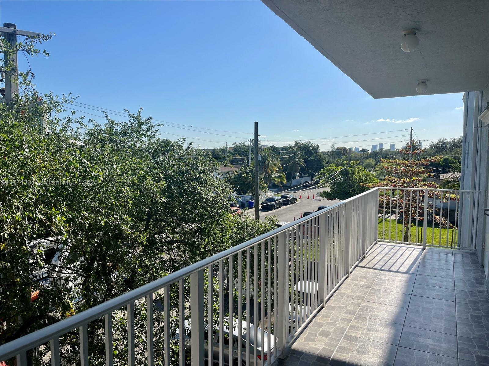 Property Photo: 2536 NW 24th St 3H FL 33142