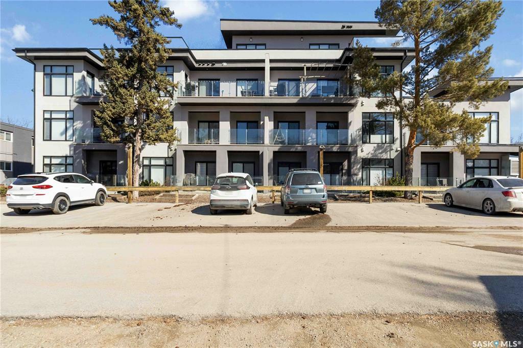 Property Photo: 1010 Main Street 403 SK S7H 0K7