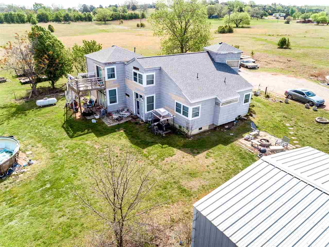 Property Photo: 2909 S Washington Street OK 74074