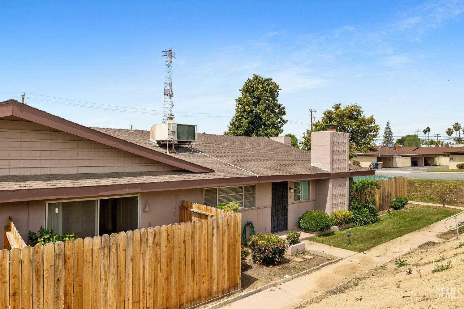 Property Photo: