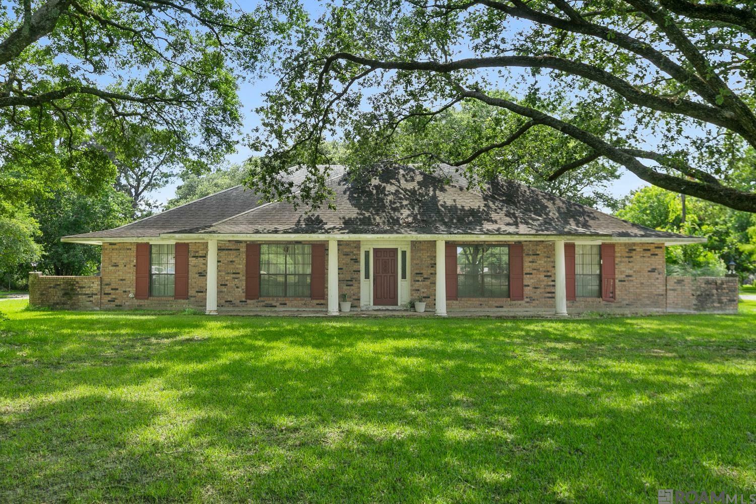Property Photo: 7958 Antioch Rd LA 70817