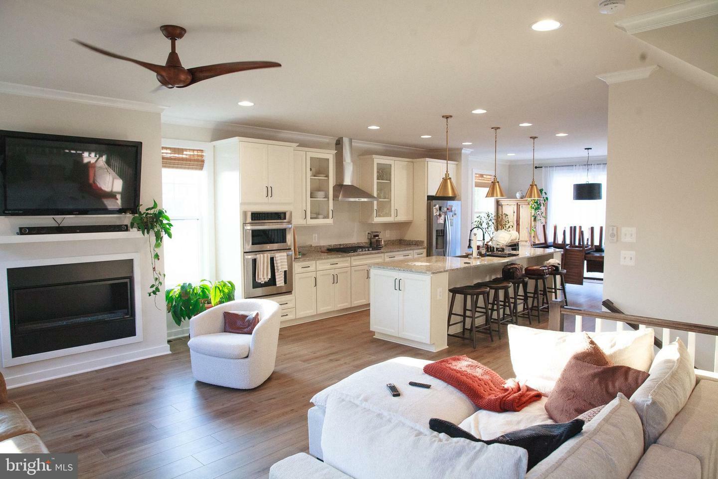 Property Photo: 128 Kinross Lane VA 22401