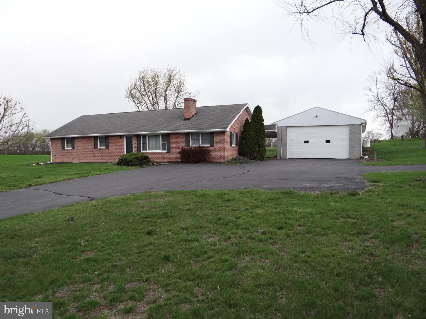 5135 Buchanan Trail West W  Greencastle PA 17225 photo