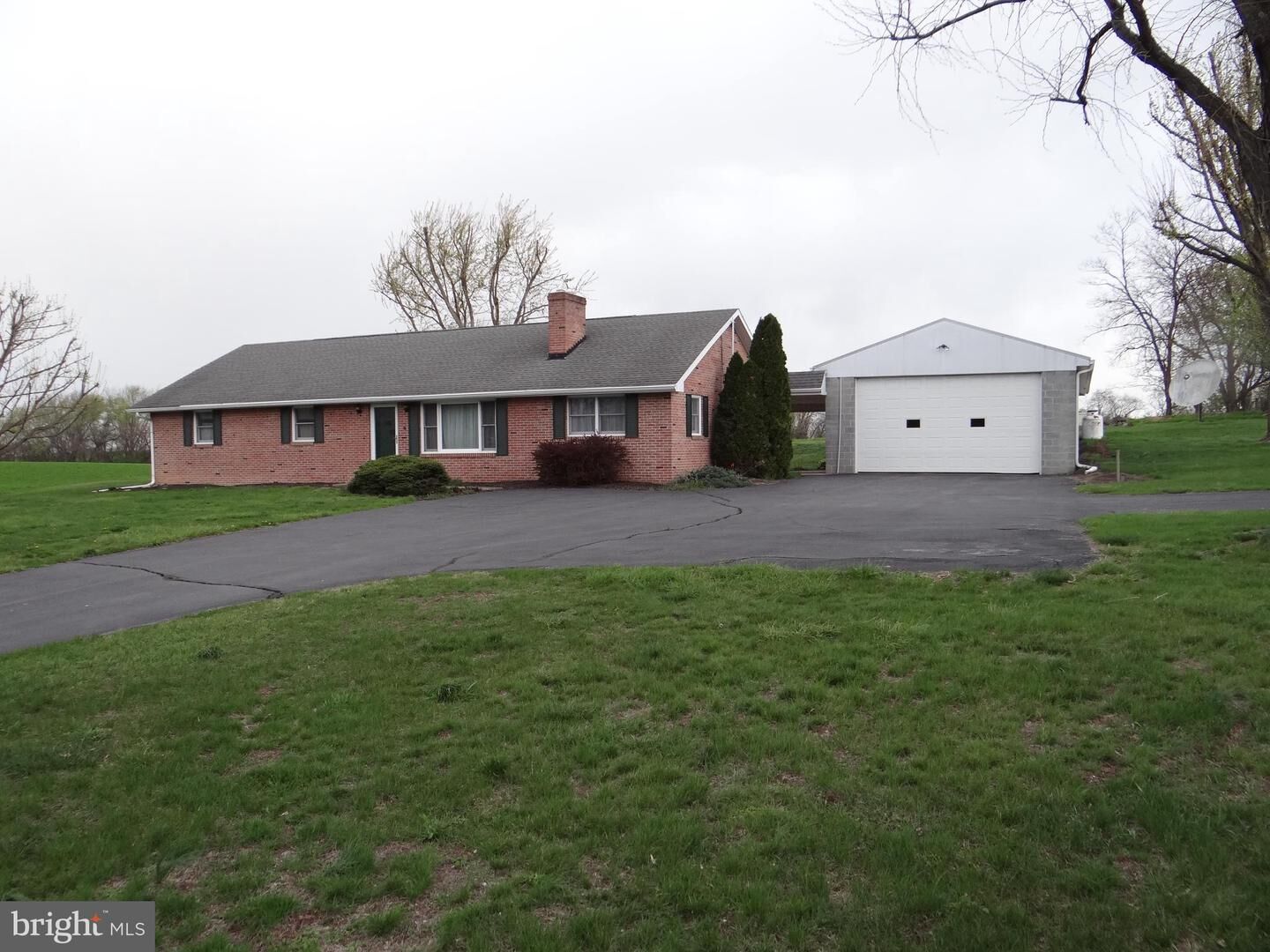 Property Photo: 5135 Buchanan Trail West W PA 17225