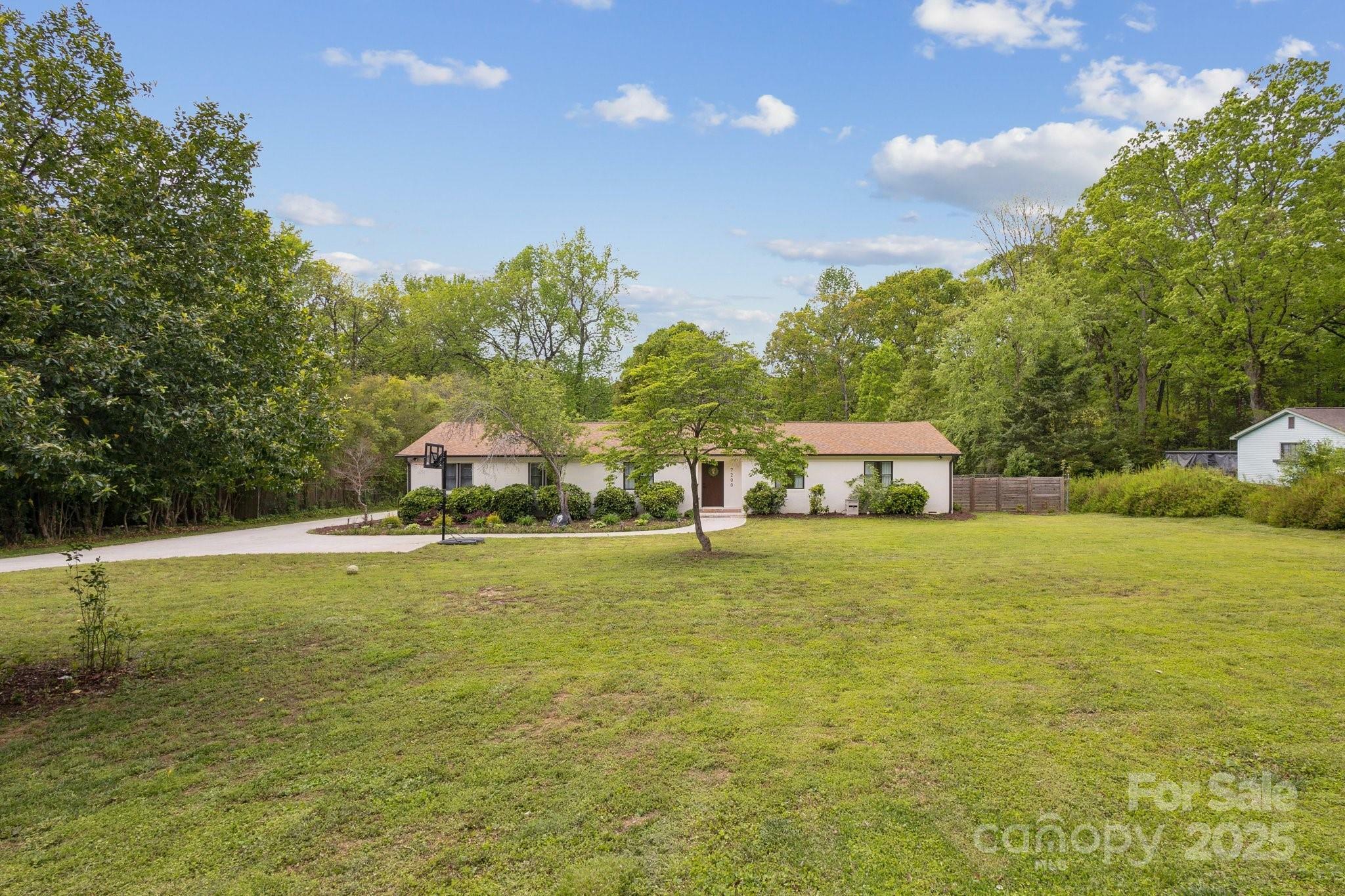 Property Photo: 7200 Monroe Road NC 28212