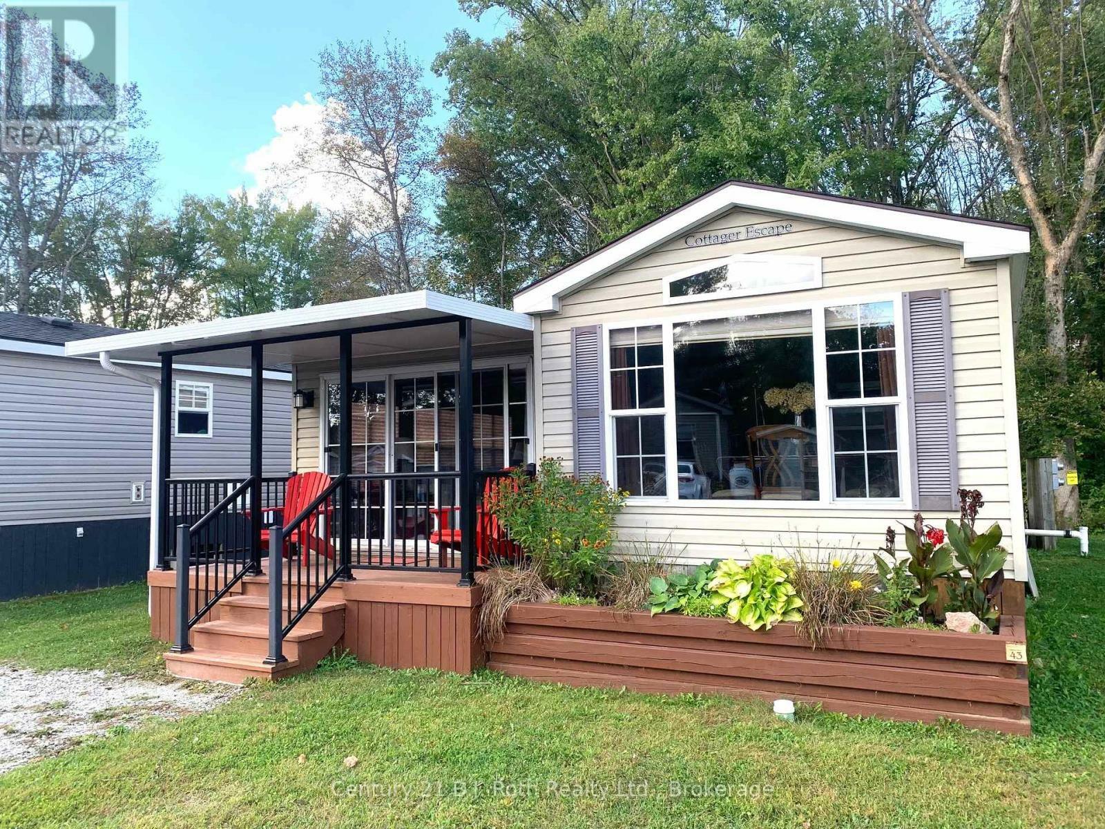 Property Photo: 1082 Shamrock Marina Road 43 ON P0E 1N0