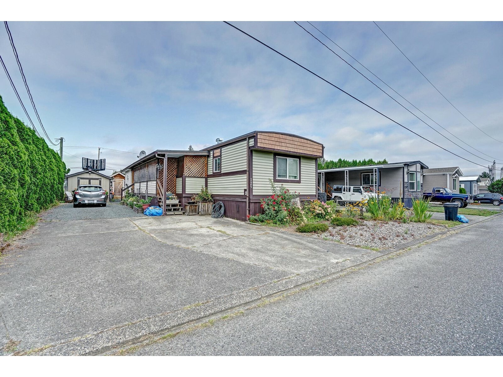 Photo de la propriété: 6338 Vedder Road 123 BC V2R 3R4
