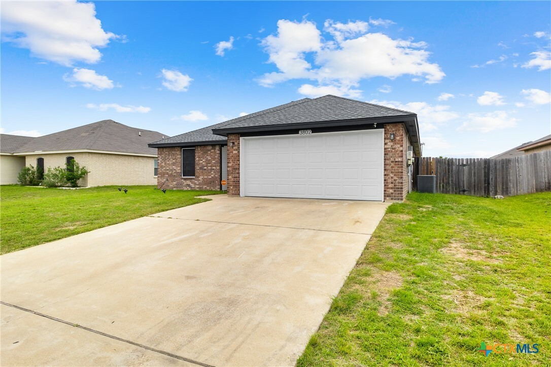 Property Photo: 3802 Joshua Taylor Drive TX 76549