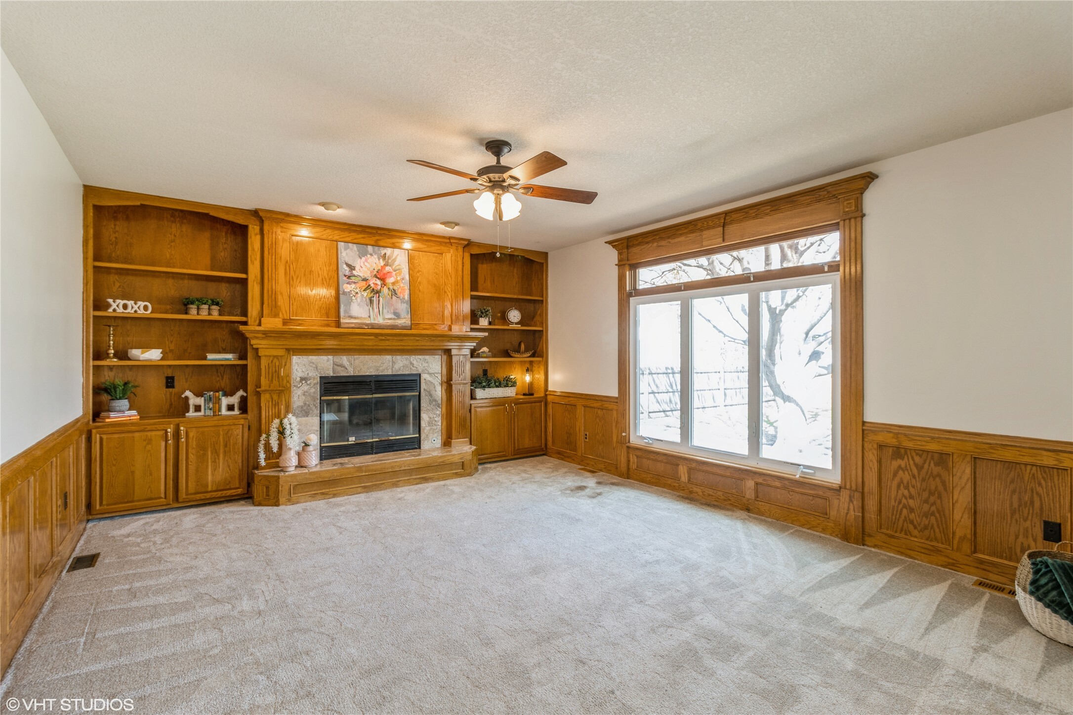 Property Photo: 1017 58th Street IA 50266