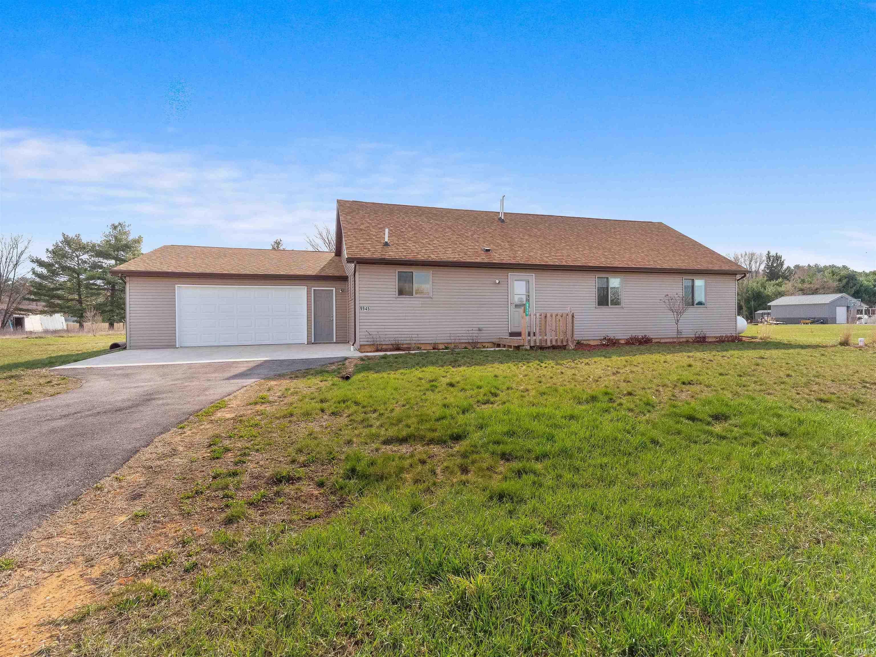 Property Photo: 9945 W Meyers Court IN 46703