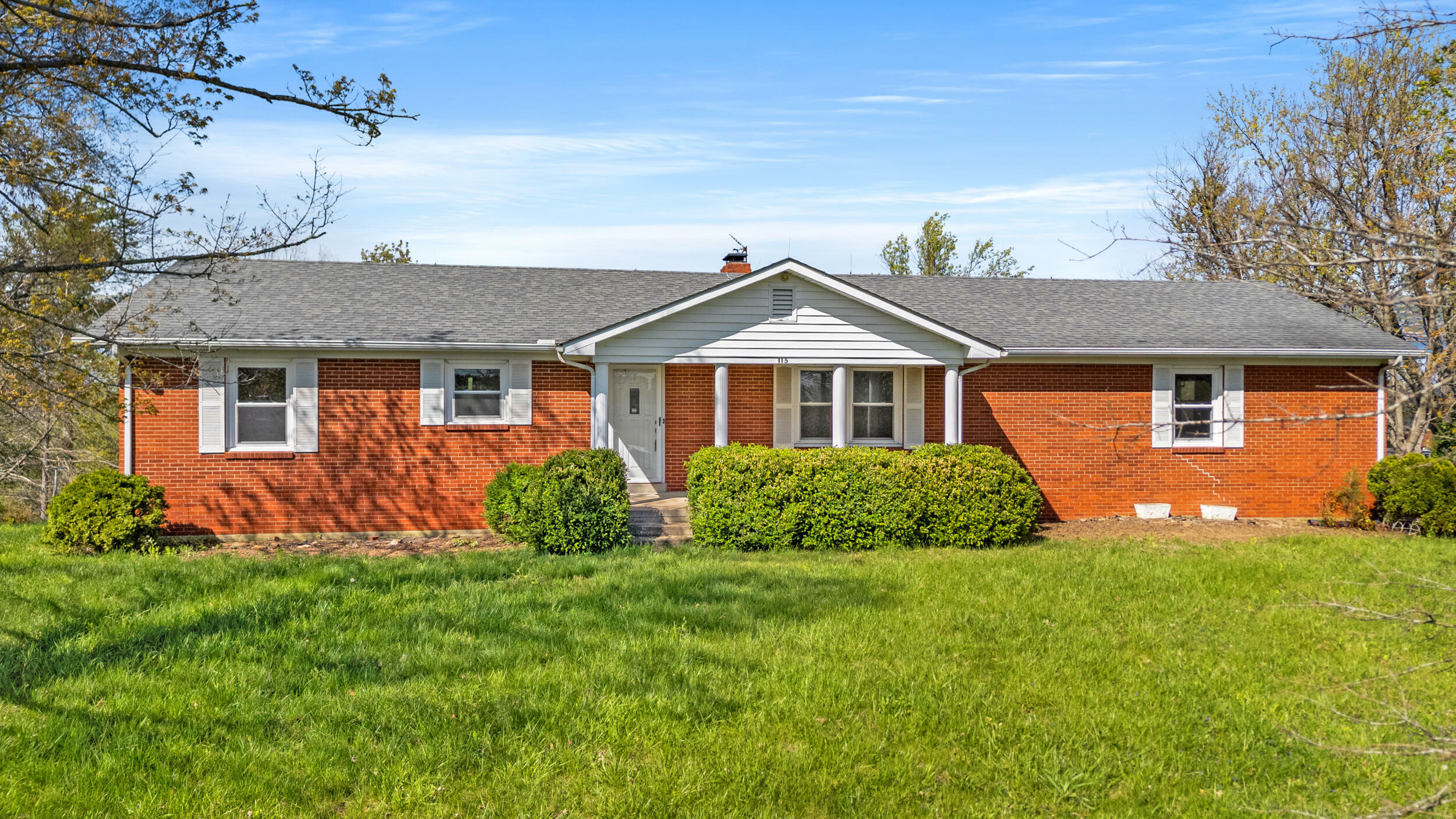 Property Photo: 115 Cedarview Drive KY 40475